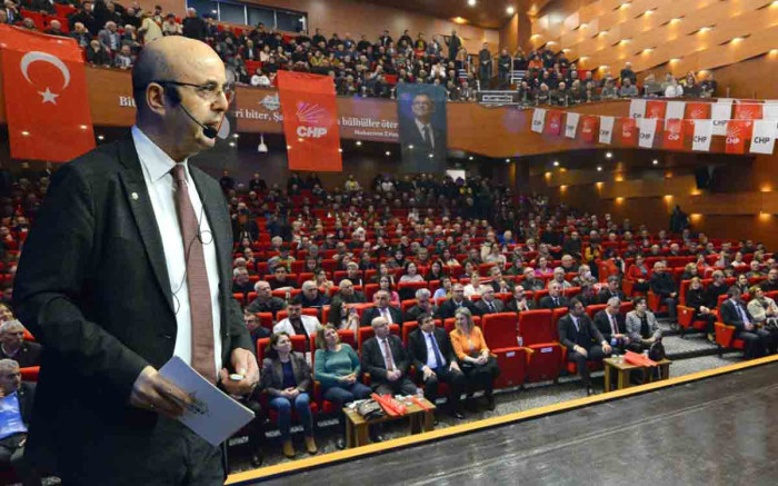   CHP Kırşehir'de Belediye Başkan Adaylarını Tanıttı