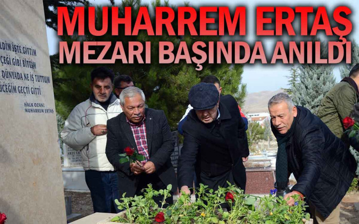 Halk Ozanı Muharrem Ertaş Mezarı Başında Anıldı