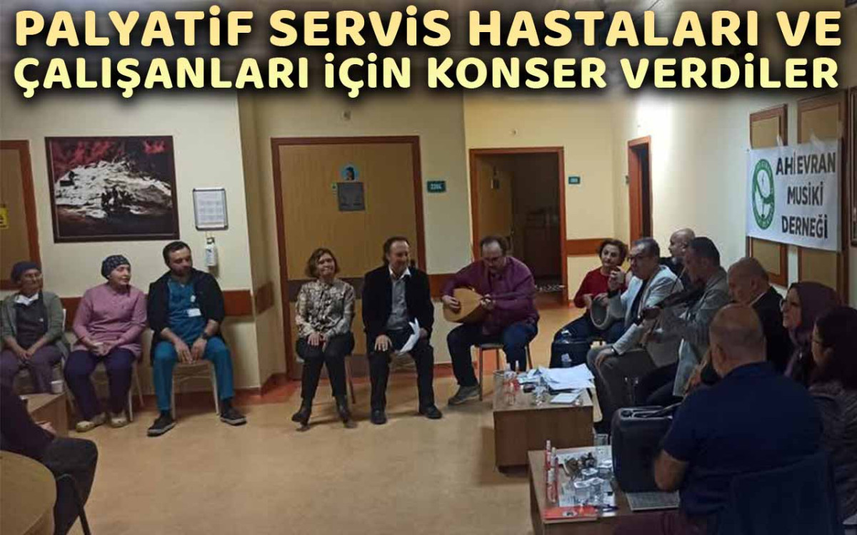 Playatif servis hastaları ve çalışanları için konser verdiler
